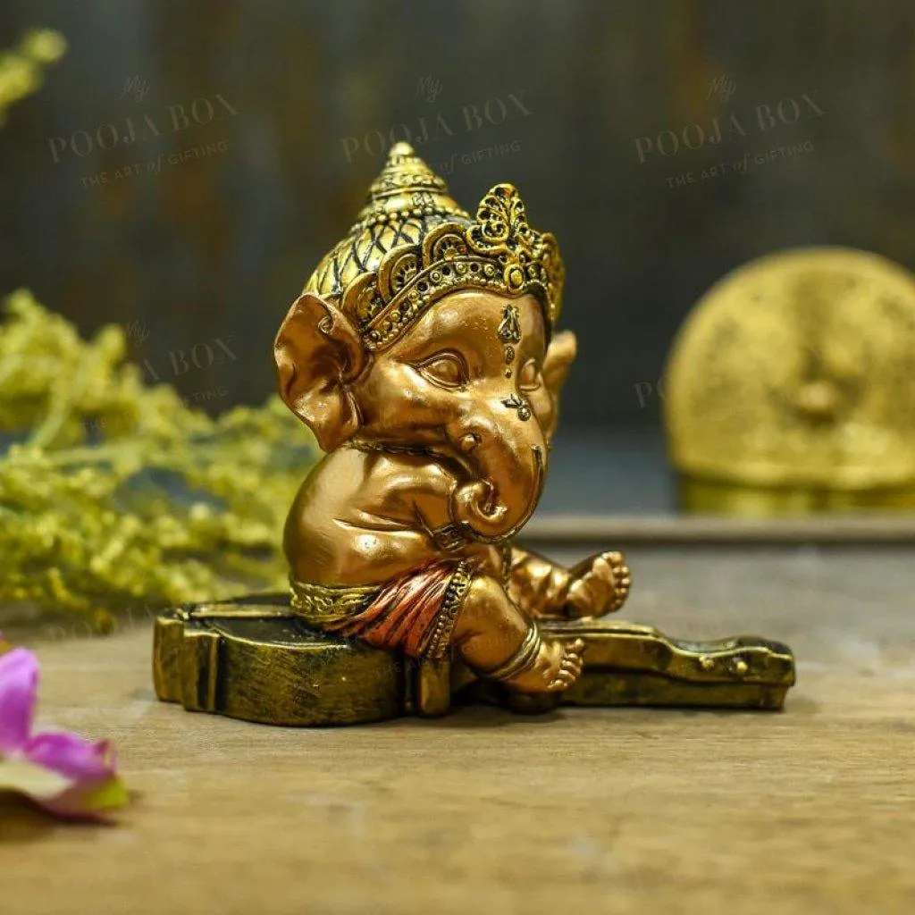 Bal Ganesha On Violin