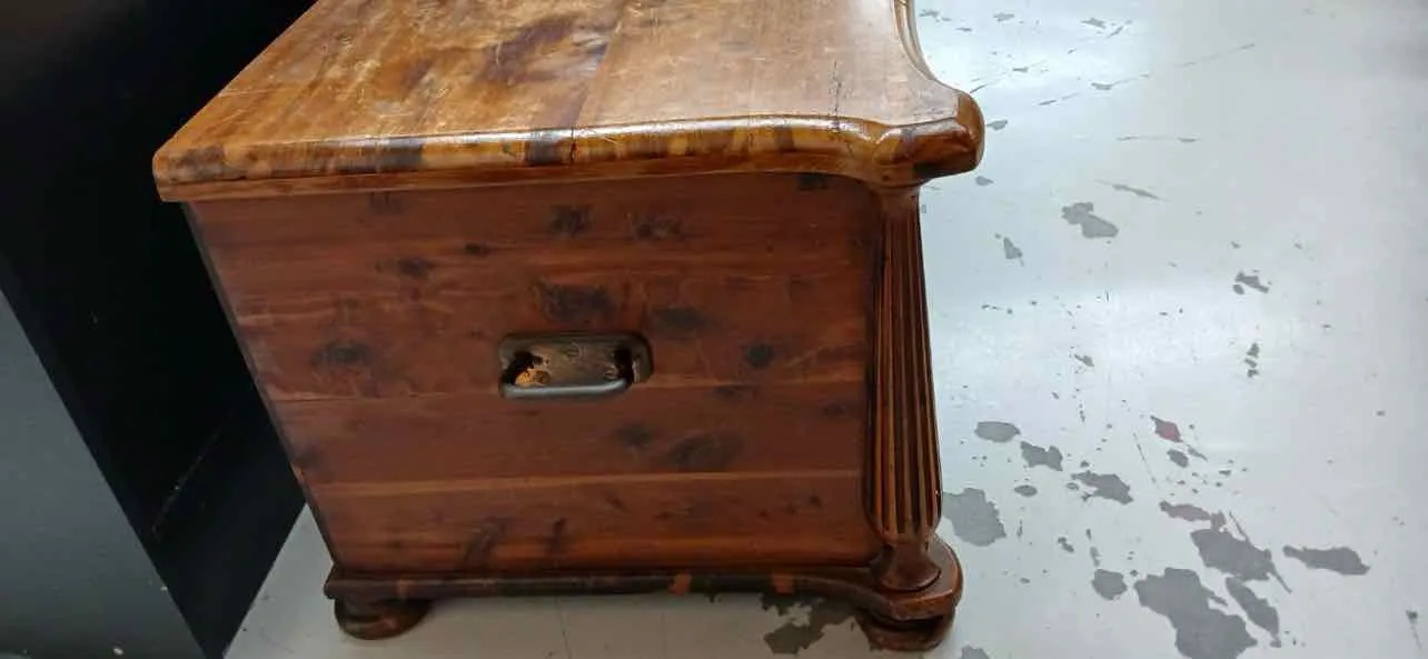 Brown Cedar Furniture Trunk