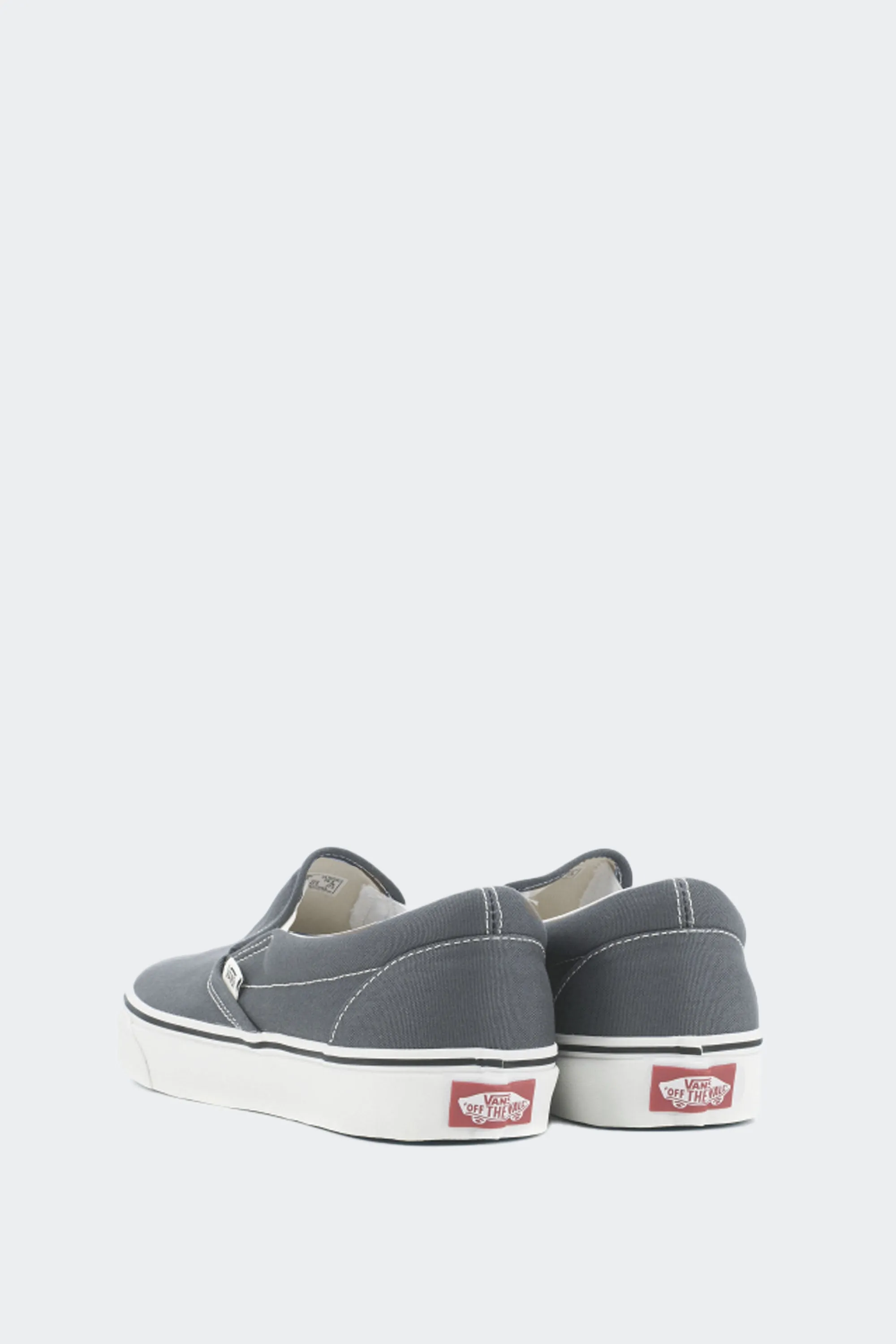 CLASSIC SLIP ON