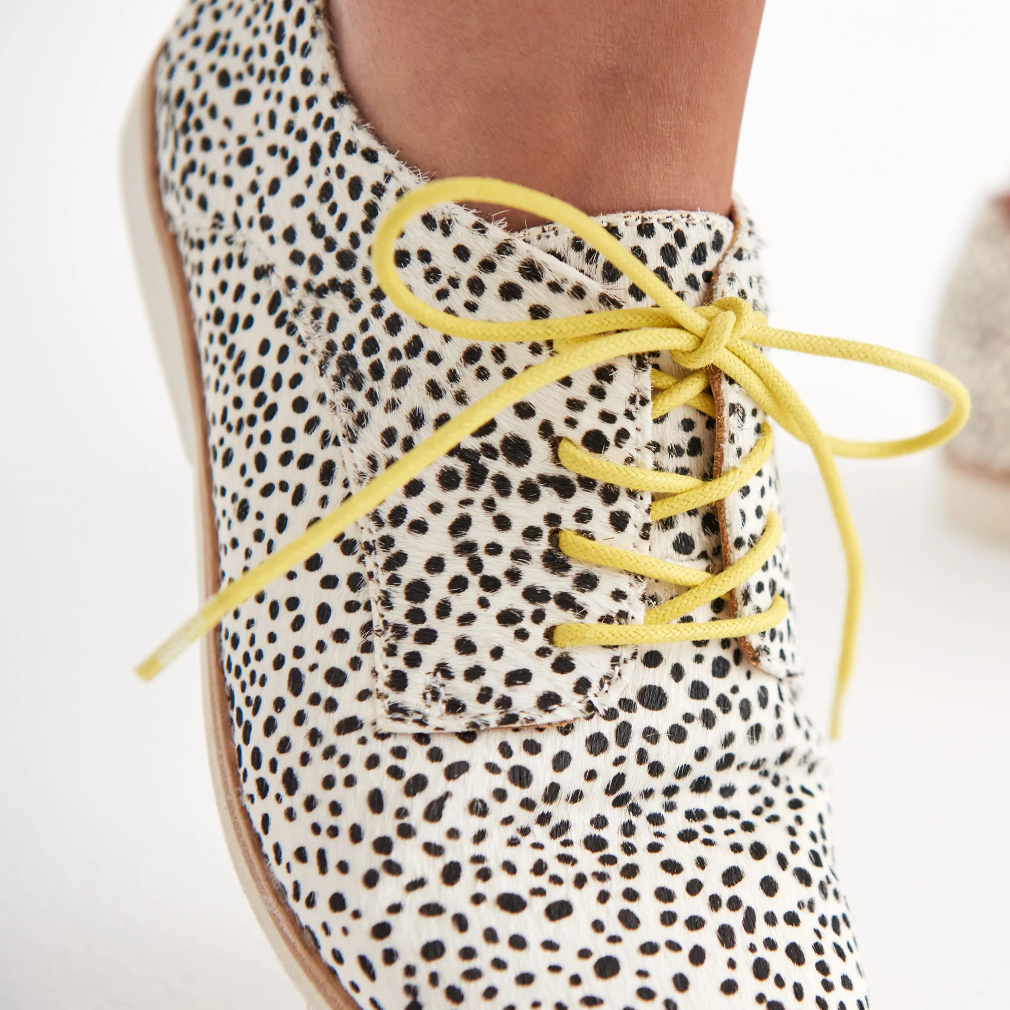 Derby Lace Yellow