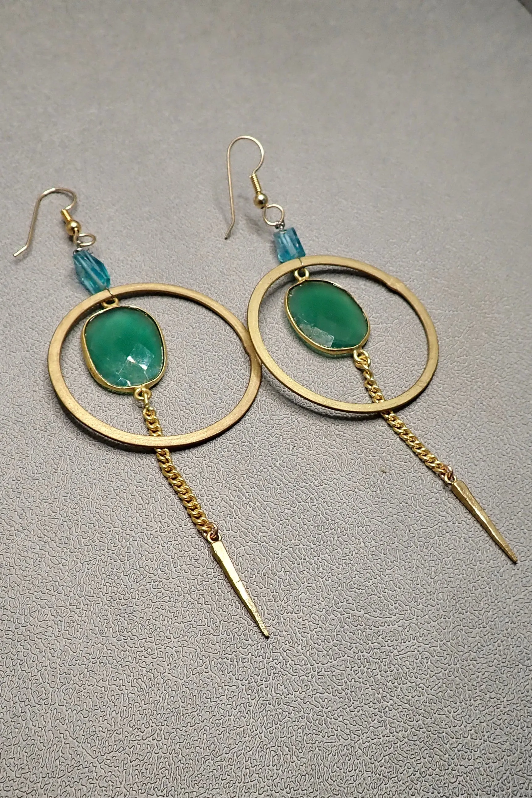 GREEN ONYX EARRINGS