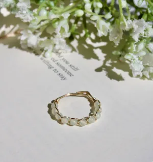 Light Green Jade Braided Wire Ring