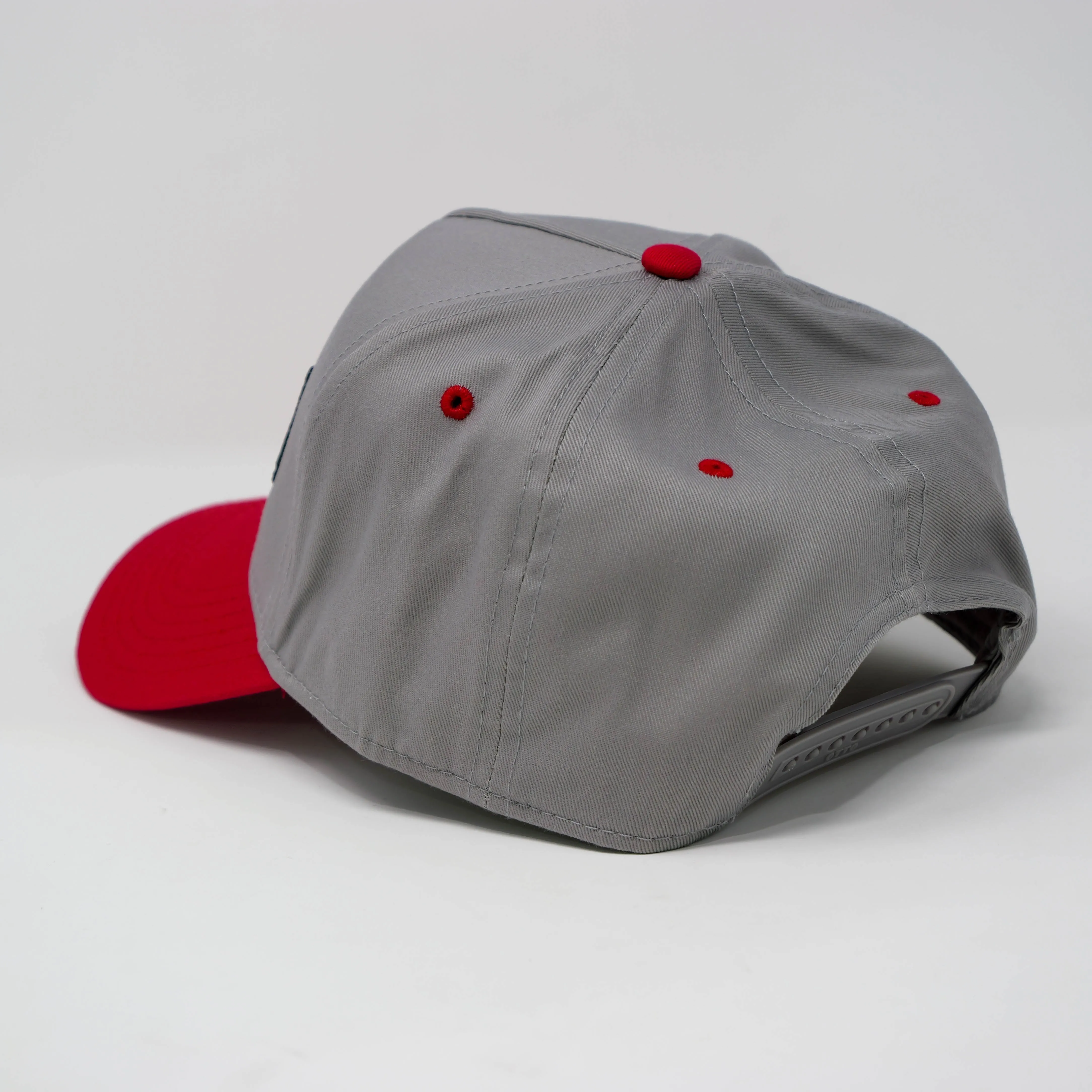 PARANOIA HAT RED/GREY