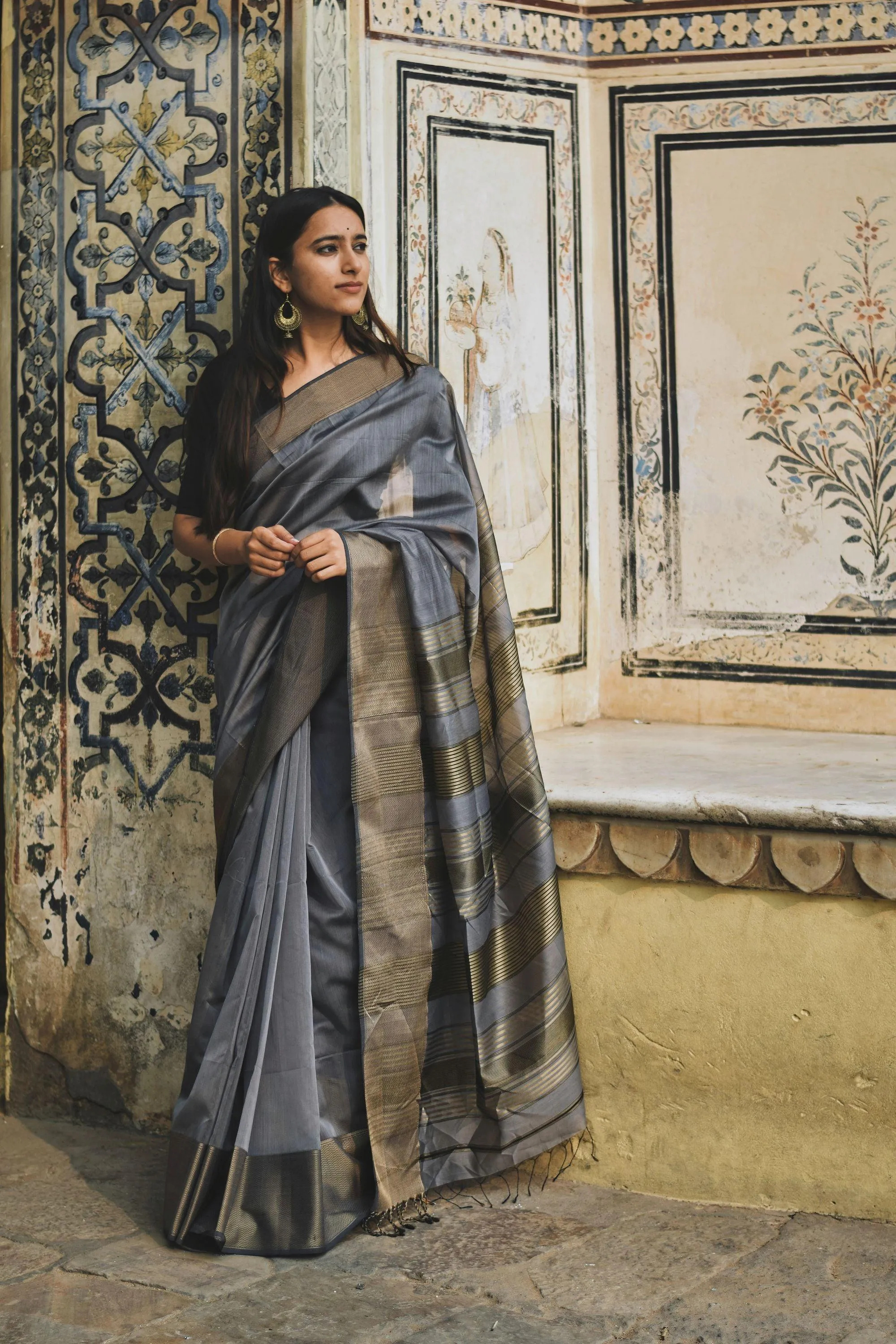 Seher - Grey Maheshwari Saree